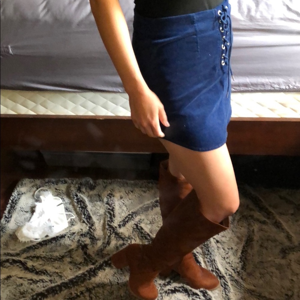Brown knee high boots ✨